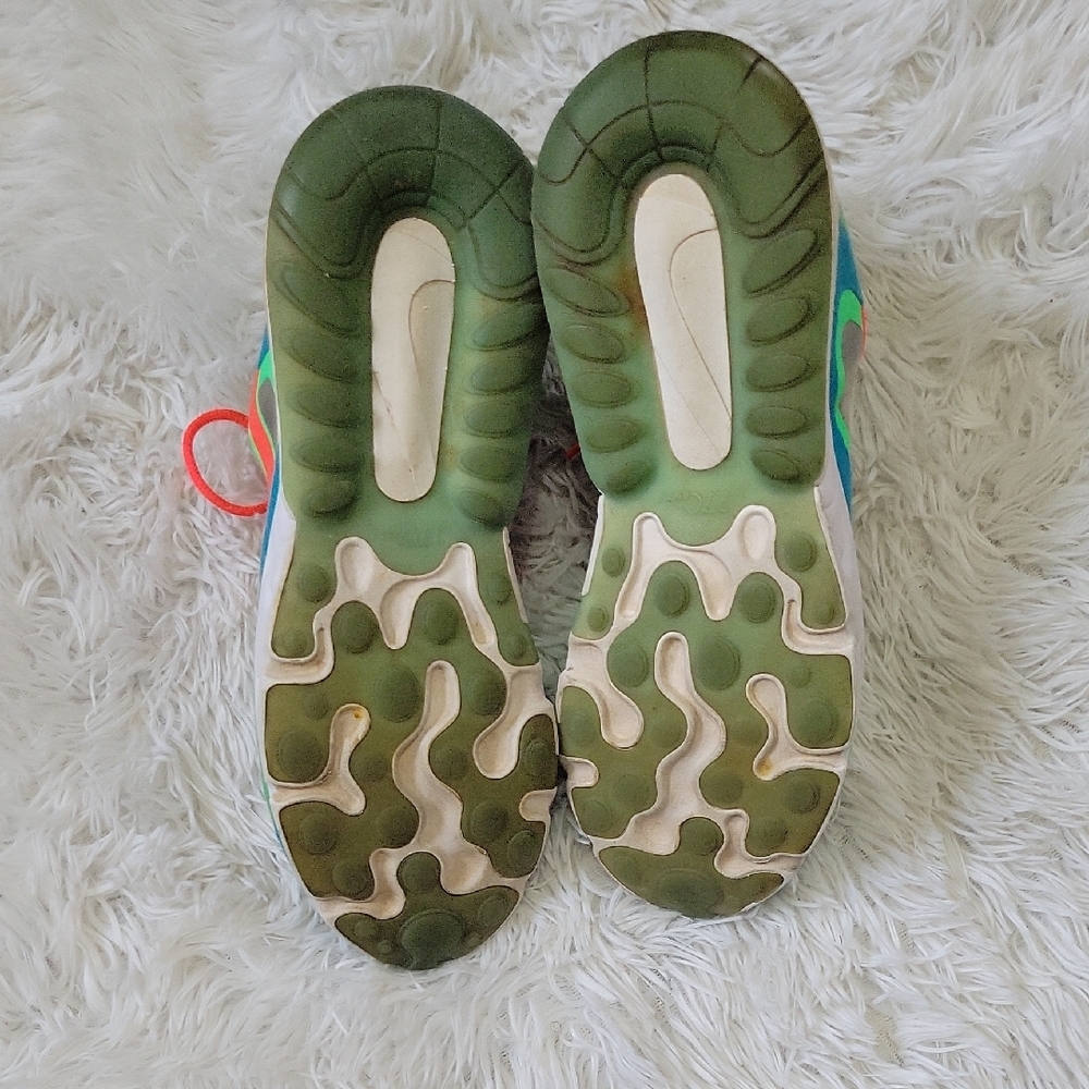 Nike Air Max 270 React Women's Sneakers - Multicolor - Picture 14 of 14